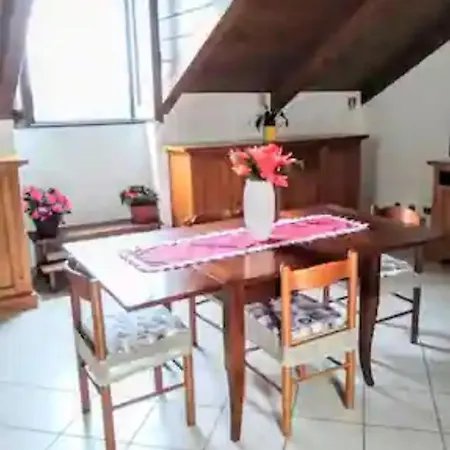 Apartamento La Mansarda Holiday House *